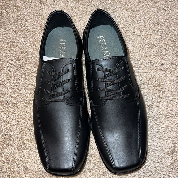 Ferrato shoes - Picture 2 of 3